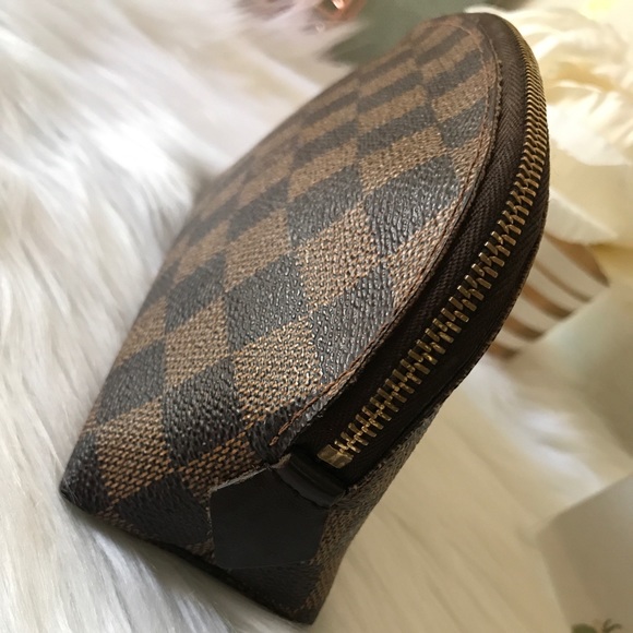 ❌SOLD❌ ❤️LOUIS VUITTON COSMETIC POUCH - PM in DE❤️ - Picture 3 of 8